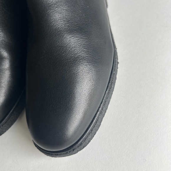Men’s Vince Black Genuine Leather Rubber Outsole Chelsea Boots size 8.5 main image 9